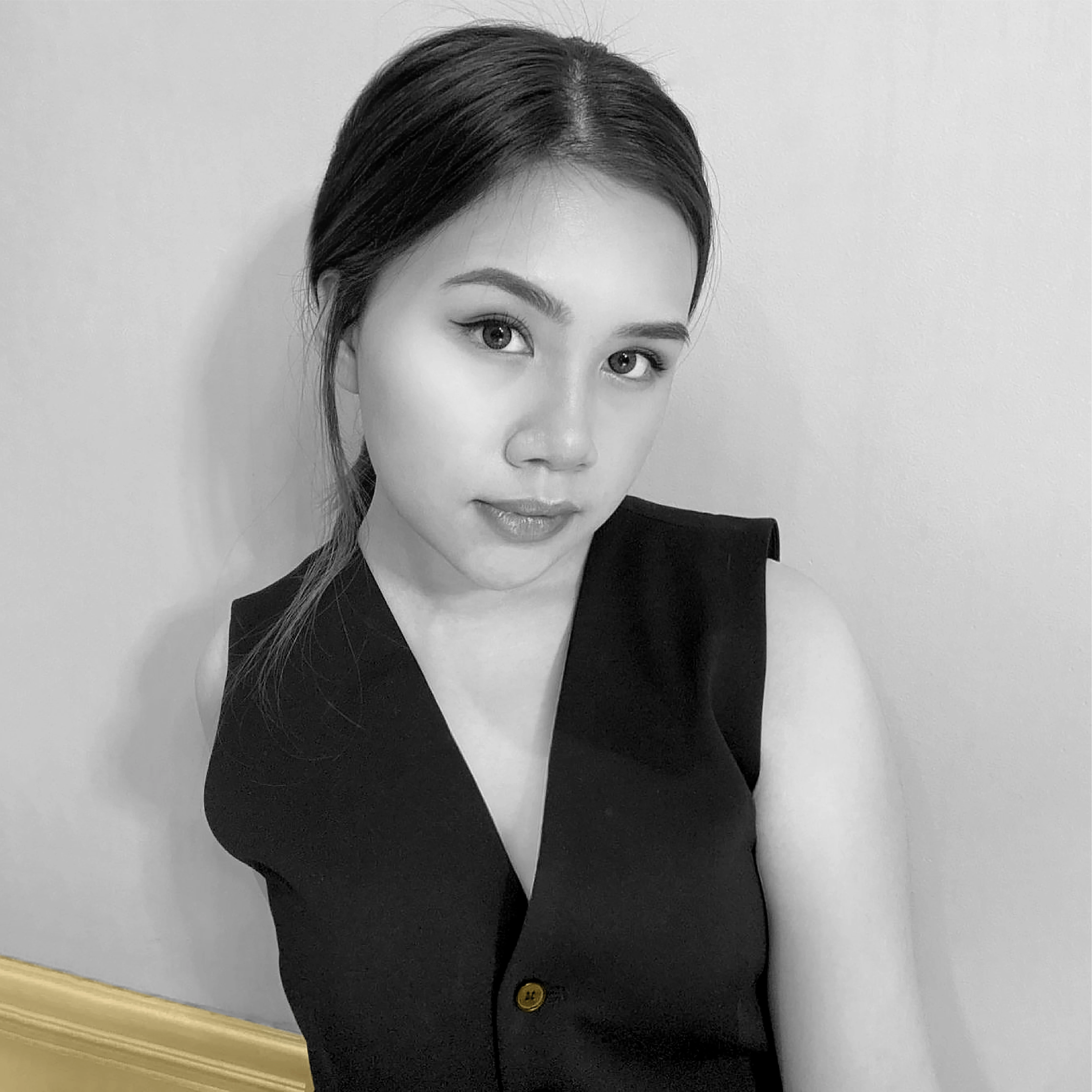 Services Brow Threading Everlash Lash and Brow Expert